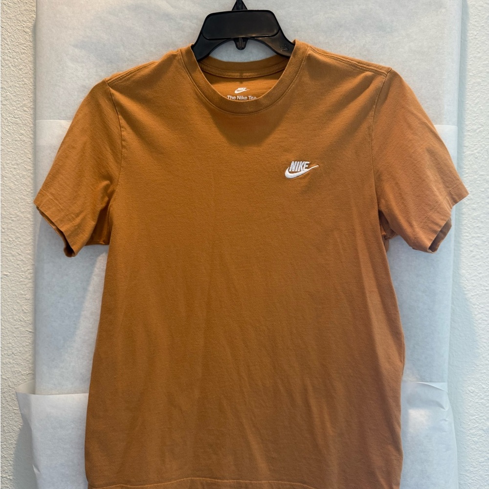 Nike Men's Brown T-Shirt, Size M